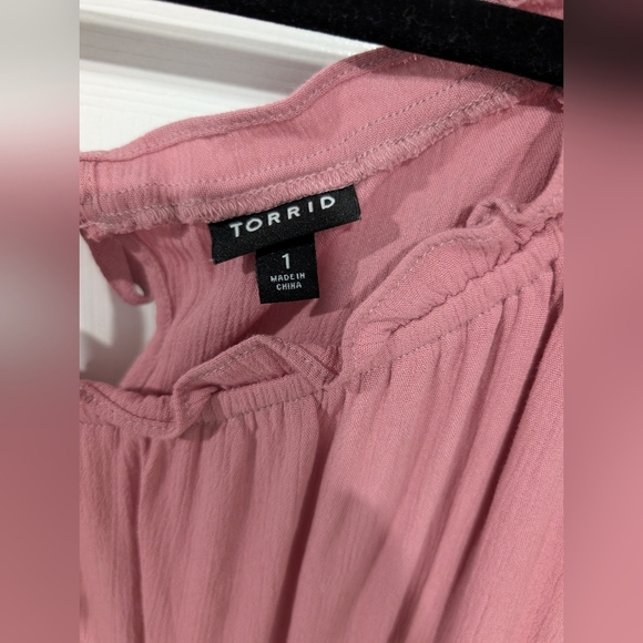 Torrid Pink Babydoll Washable Gauze Short Sleeve Top in Size 1 (14/16) - Picture 3 of 10